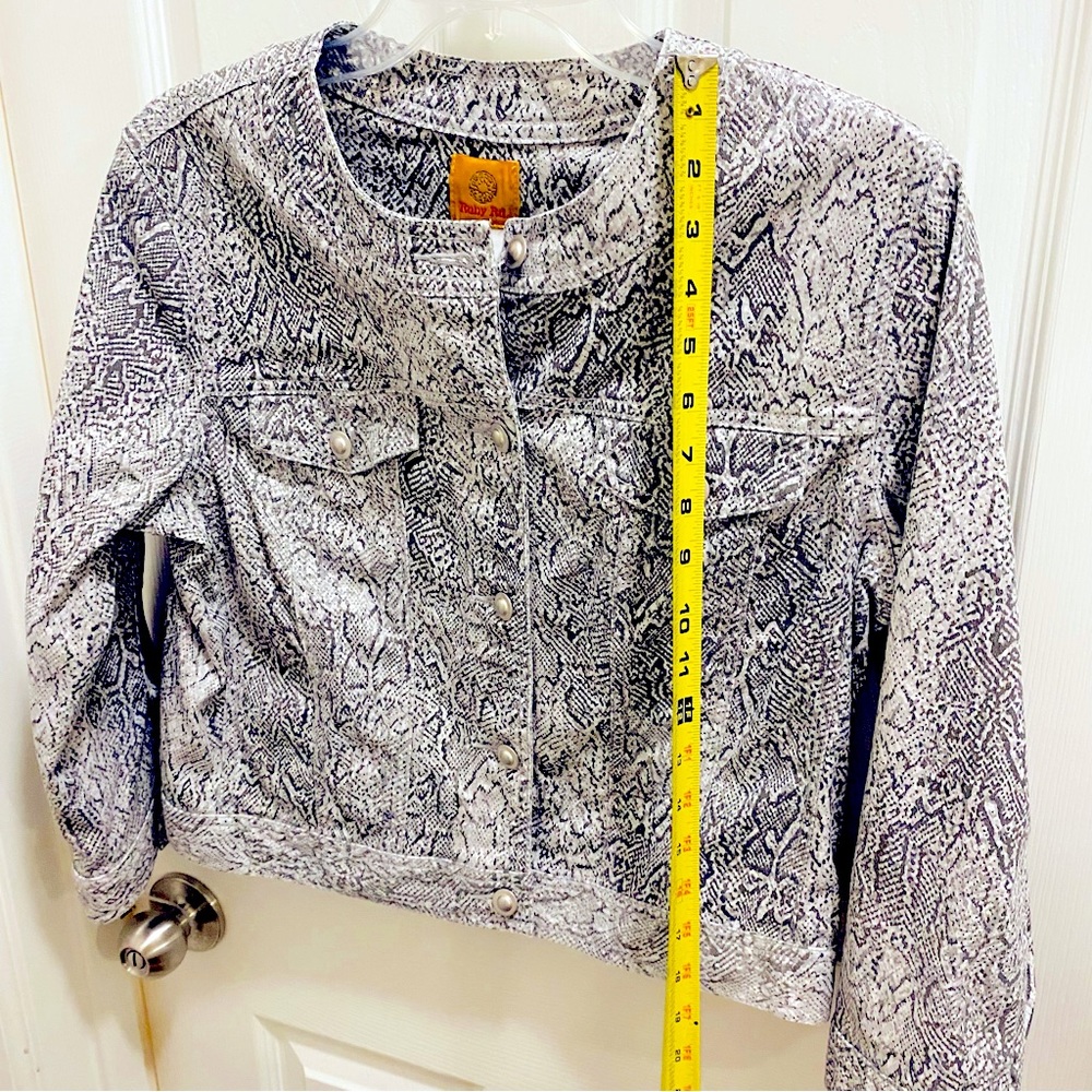 Ruby Rd. Women’s Cropped Jacket - Picture 4 of 5